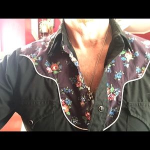 Meet your Posher, James